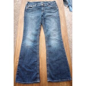 Classic Women's Bootcut Jeans - Blue